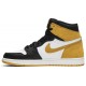 Jordan 1 Retro High OG 'Yellow Ochre'
 Summit Bianco/Giallo Ocra-Nero AJ 1 Scarpe 555088 109