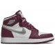 Jordan 1 Retro High OG GS 'Bordeaux'
 Bordeaux/bianco/argento metallizzato AJ 1 Scarpe 575441 611