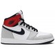 Jordan 1 Retro High OG GS 'Smoke Grey'
 
Bianco/Nero/Grigio Fumo Chiaro/Rosso Varsity AJ 1 Scarpe 575441 126