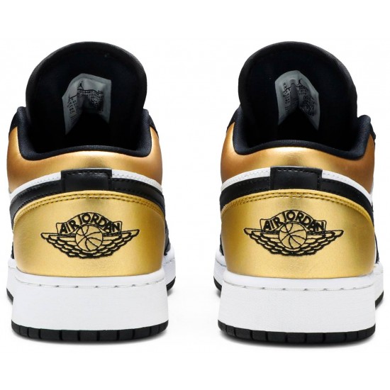 Jordan 1 Low GS 'Gold Toe'
 Oro metallizzato/nero/bianco AJ 1 Scarpe CQ9487 700