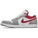 Jordan 1 Low SE 'Light Smoke Grey Gym Red' Grigio Fumé Chiaro/Bianco/Rosso Palestra AJ 1 ScarpeDC6991 016