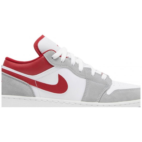 Jordan 1 Low SE GS 'Light Smoke Grey Gym Red'
 Grigio Fumé Chiaro/Rosso Palestra/Bianco AJ 1 Scarpe DM0589 016