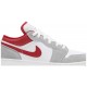 Jordan 1 Low SE GS 'Light Smoke Grey Gym Red'
 Grigio Fumé Chiaro/Rosso Palestra/Bianco AJ 1 Scarpe DM0589 016