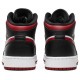 Jordan 1 Mid GS 'Noble Red'
 Nero/rosso nobile/bianco AJ 1 Scarpe 554725 066