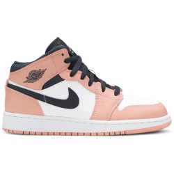 Jordan 1 Mid GS 'Pink Quartz'
 Quarzo rosa/Grigio fumo scuro/Bianco AJ 1 Scarpe 555112 603