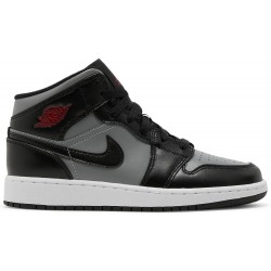 Jordan 1 Mid GS 'Shadow'
 Nero/grigio particellare/bianco/rosso palestra AJ 1 Scarpe 554725 096