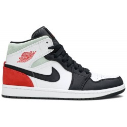 Jordan 1 Mid SE 'Red Black Toe'
 Bianco/Nero/Grigio Fumé Chiaro/Rosso Palestra AJ 1 Scarpe 852542 100