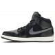 Jordan 1 Retro Mid SE 'Winterized'
 Nero/Rosso Palestra-Grigio Scuro-Bianco AJ 1 Scarpe 852542 001