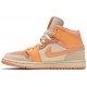 Donne Jordan 1 Mid 'Apricot'
 Arancio Atomico/Agata Albicocca/Terra Blush AJ 1 Scarpe DH4270 800