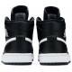 Donne Jordan 1 Mid 'Black White'
 Nero bianco AJ 1 Scarpe BQ6472 011