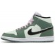 Donne Jordan 1 Mid SE 'Dutch Green' Verde olandese/Nero/Verde a malapena/Rosa artico AJ 1 ScarpeCZ0774 300