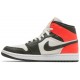 Donne Jordan 1 Mid SE 'Newsprint'
 Orewood chiaro marrone/cremisi brillante AJ 1 Scarpe DQ6078 100