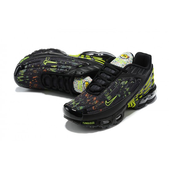 Nike Air Max Plus 3 Uomo Nero Verde DM9097-001  Scarpe Da Ginnastica