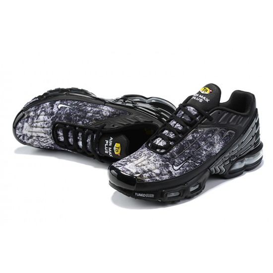 Nike Air Max Plus 3 Uomo Nero Bianco DO6386-001 Scarpe Da Ginnastica